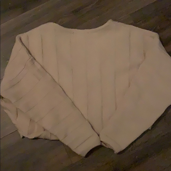 cropped sweater - Picture 3 of 3